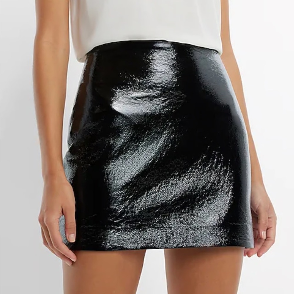 EXPRESS‎ High Waisted Faux Patent Leather Mini Skirt